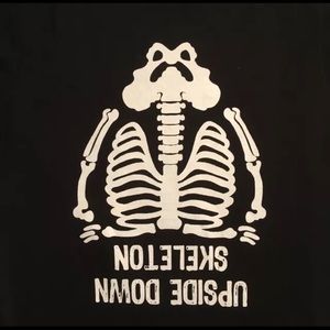 UPSIDE DOWN SKELETON T-shirt, Halloween, Size M